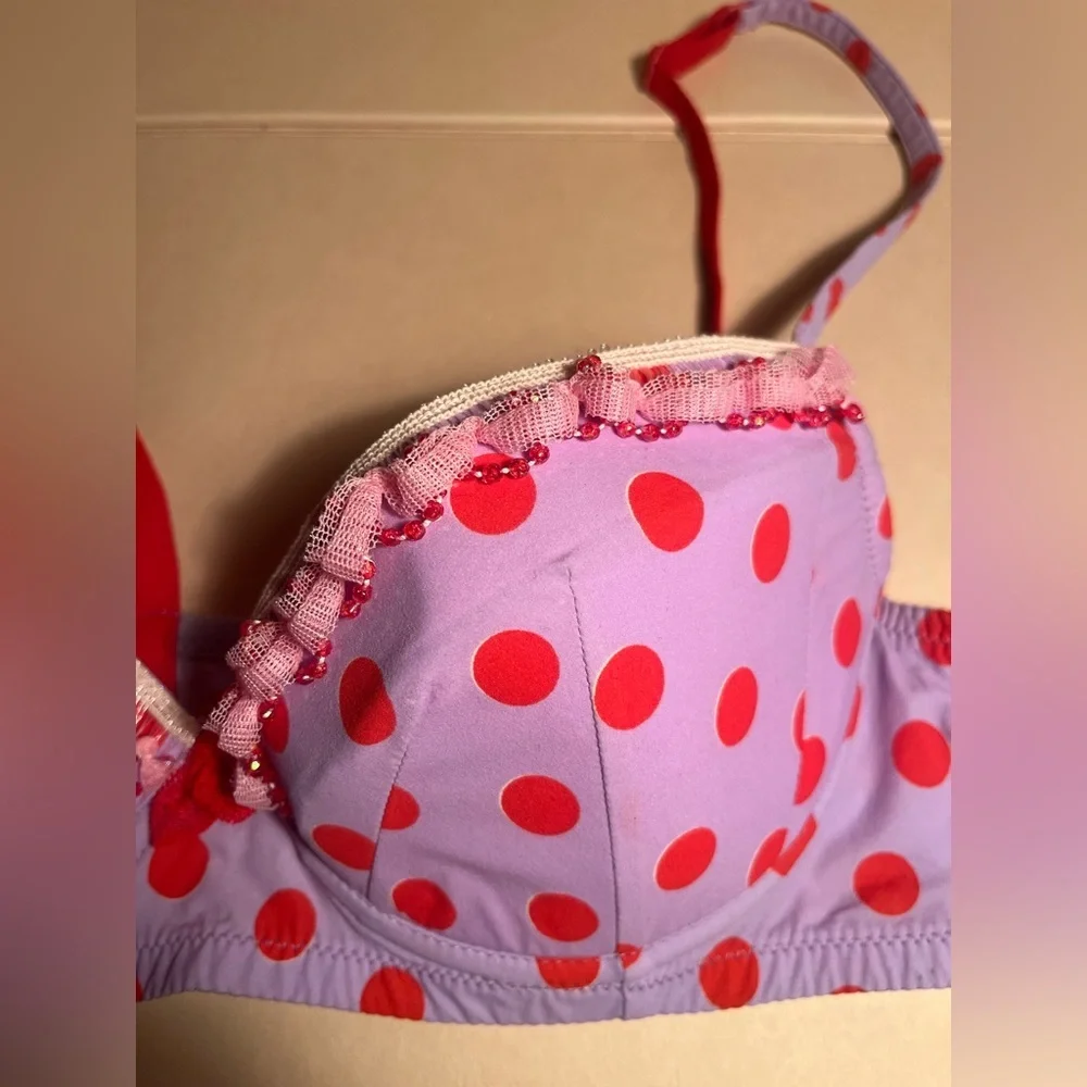 Luxury brand - CHANTELLE THOMAS Bras size 34 C 🎀🎀🎀🎀🎀🎀🎀🎀🎀🎀🎀🎀🎀🎀🎀🎀🎀🎀